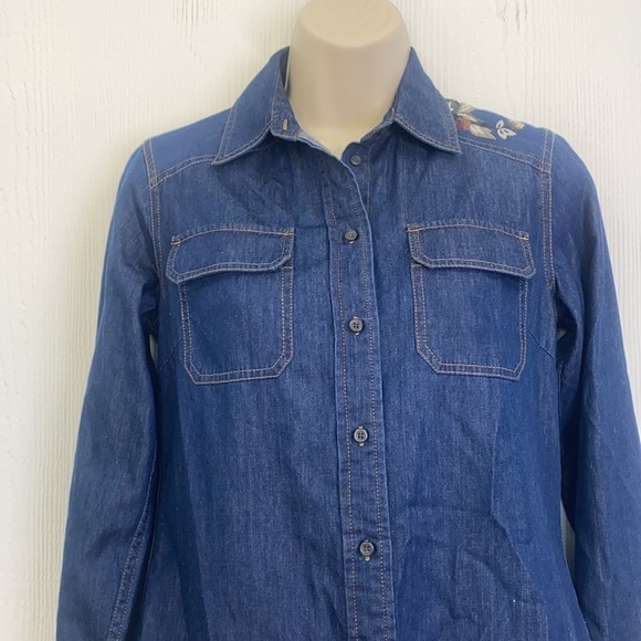 Pendleton -Vintage Dark Denim Button Up With Floral on Shoulder & Back XXS - Picture 3 of 9